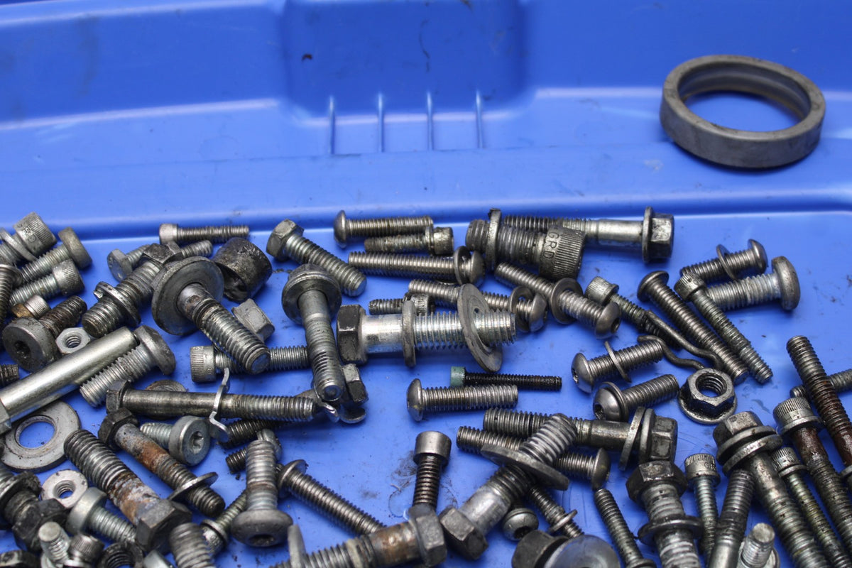 99-00 HARLEY-DAVIDSON ELECTRA GLIDE FLHT  MOUNTING BOLTS HARDWARE SCREWS BB805