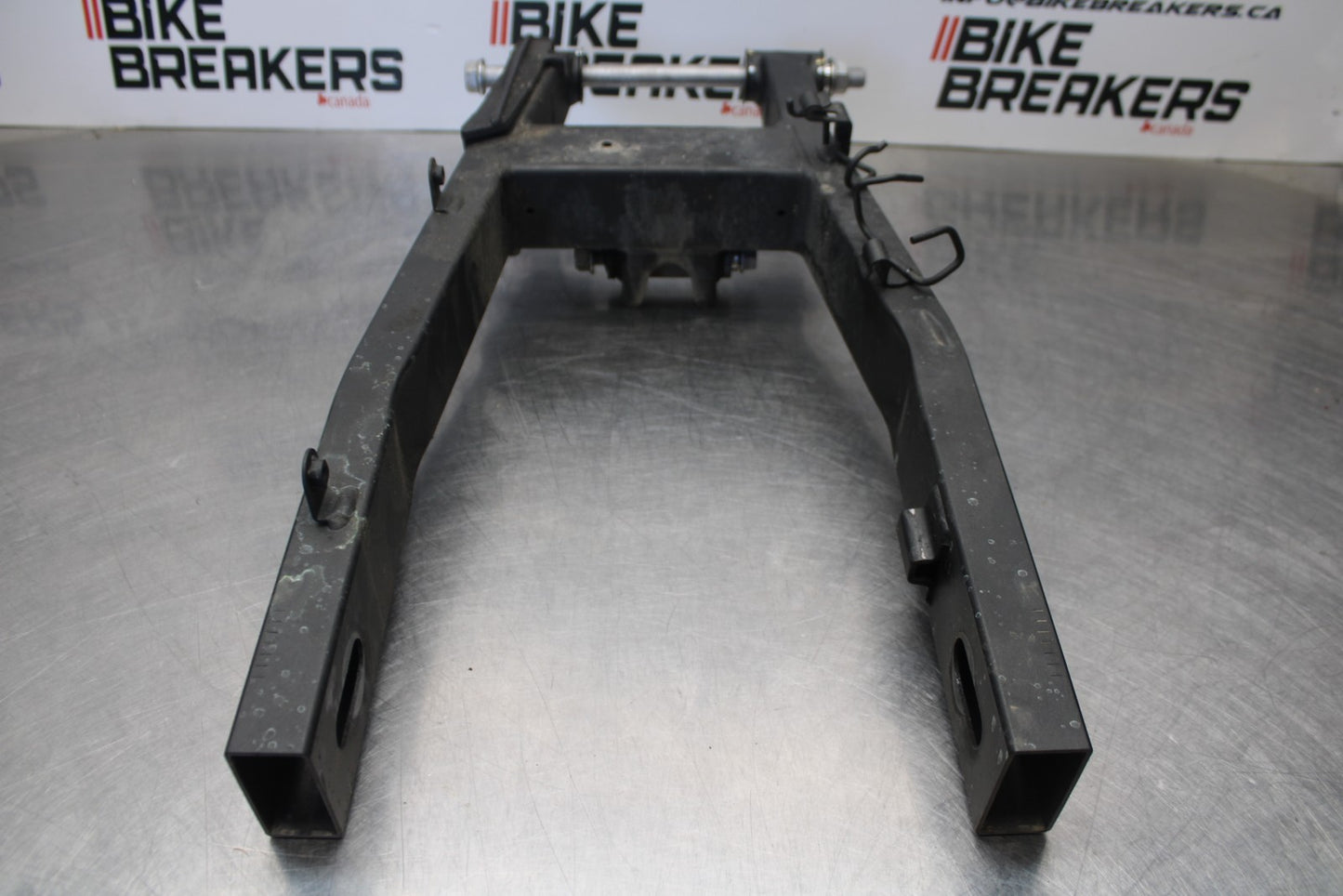 18-23 KAWASAKI NINJA 400 EX400 ABS REAR SWINGARM BACK SUSPENSION SWING ARM BB192