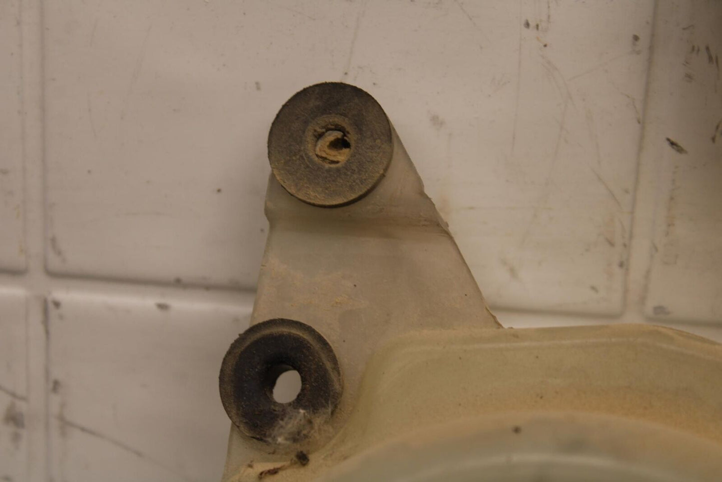 2006 Kawasaki Vulcan 900 VN900B Classic COOLANT WATER TANK RESERVOIR  BB585