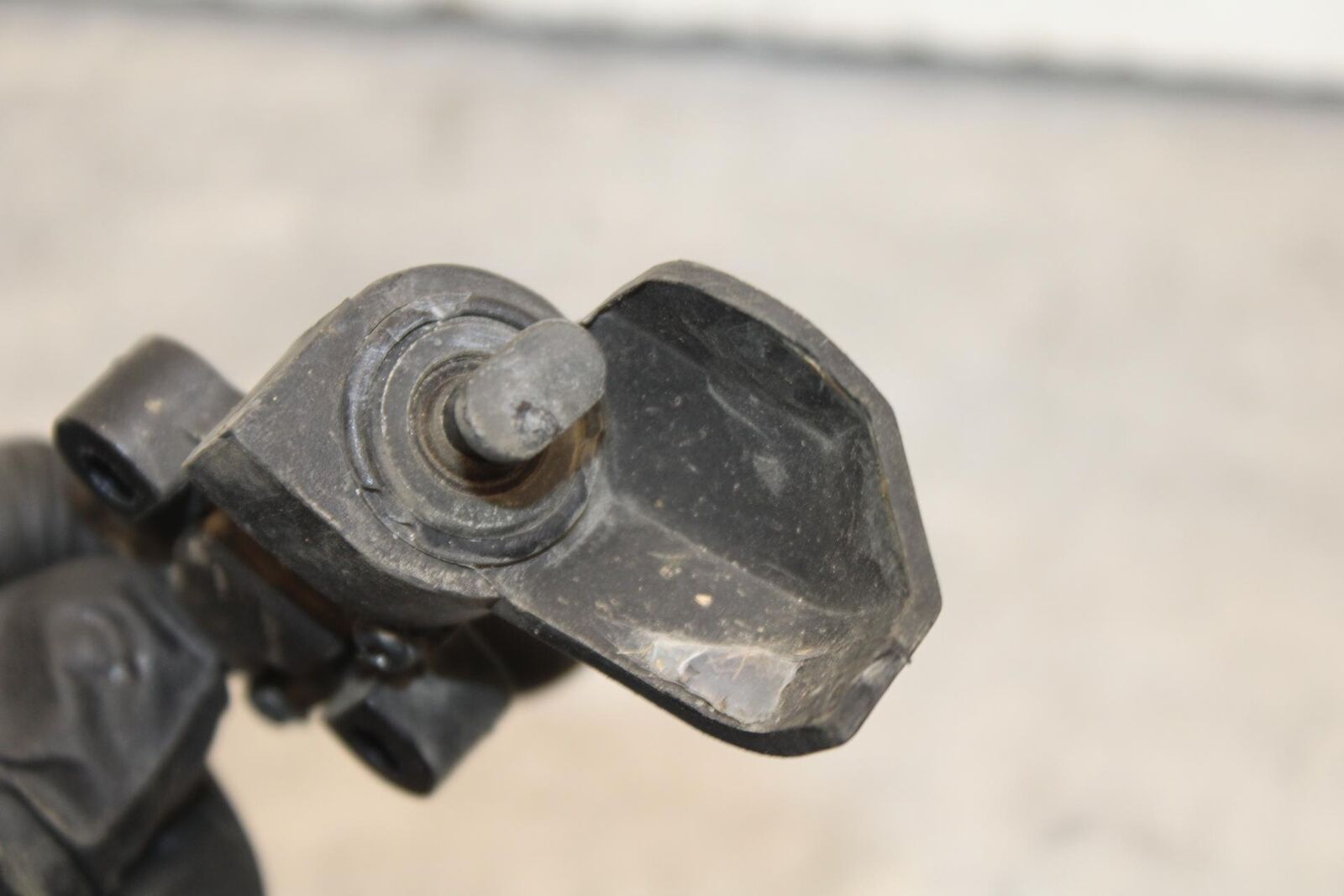 06-14 YAMAHA ROADLINER S XV1900S KICKSTAND SIDE KICK STAND SENSOR BB619