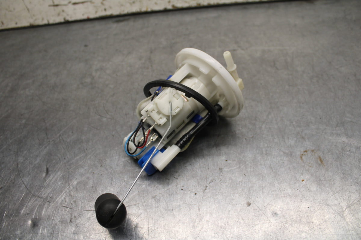15-17 YAMAHA YZF R3 FUEL PUMP GAS PETROL SENDER UNIT BB111