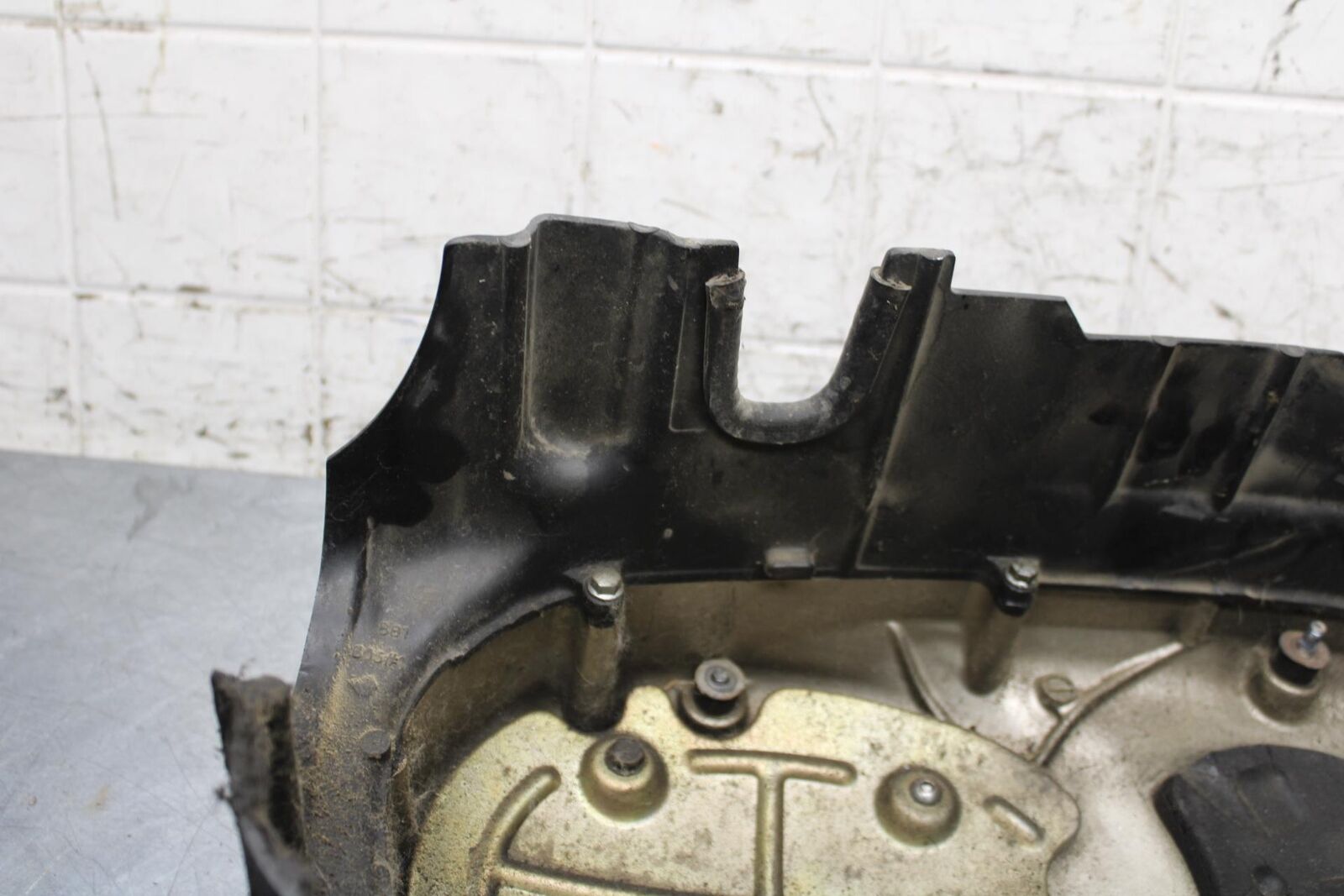 2005 Kawasaki Vulcan 1500 VN1500N Classic ENGINE SPROCKET COVER BB576