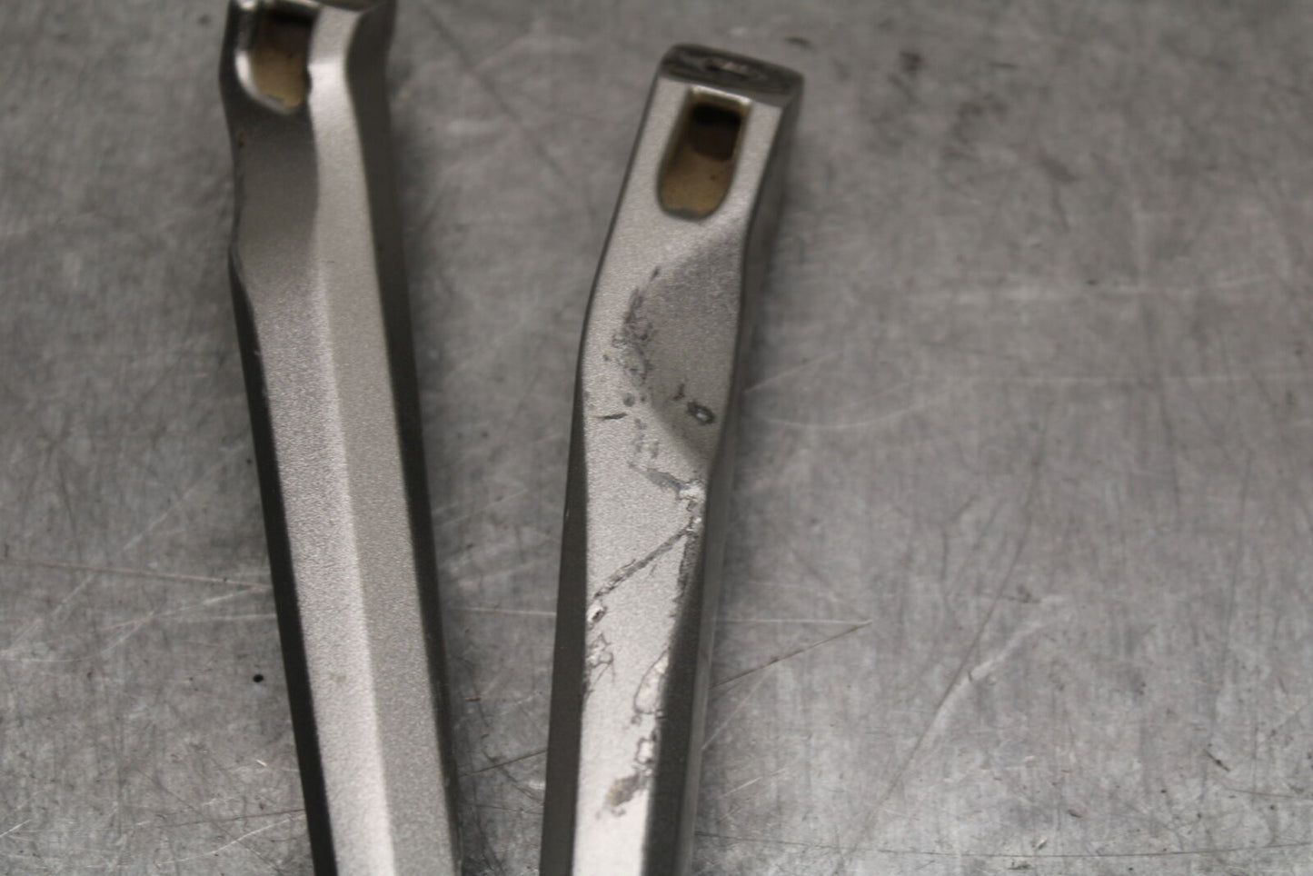 07-08 YAMAHA YZF R1 REAR BACK PASSENGER PEG SET PAIR BB724