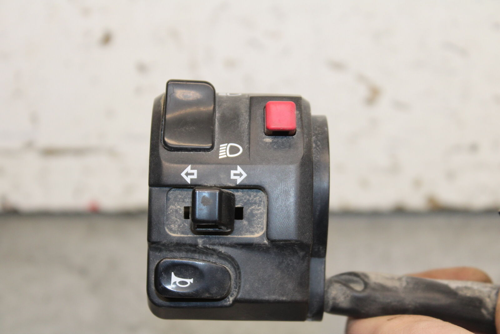 16-17 KAWASAKI VULCAN S 650 EN650 ABS LEFT HANDLE HORN SIGNALS SWITCH  BB731