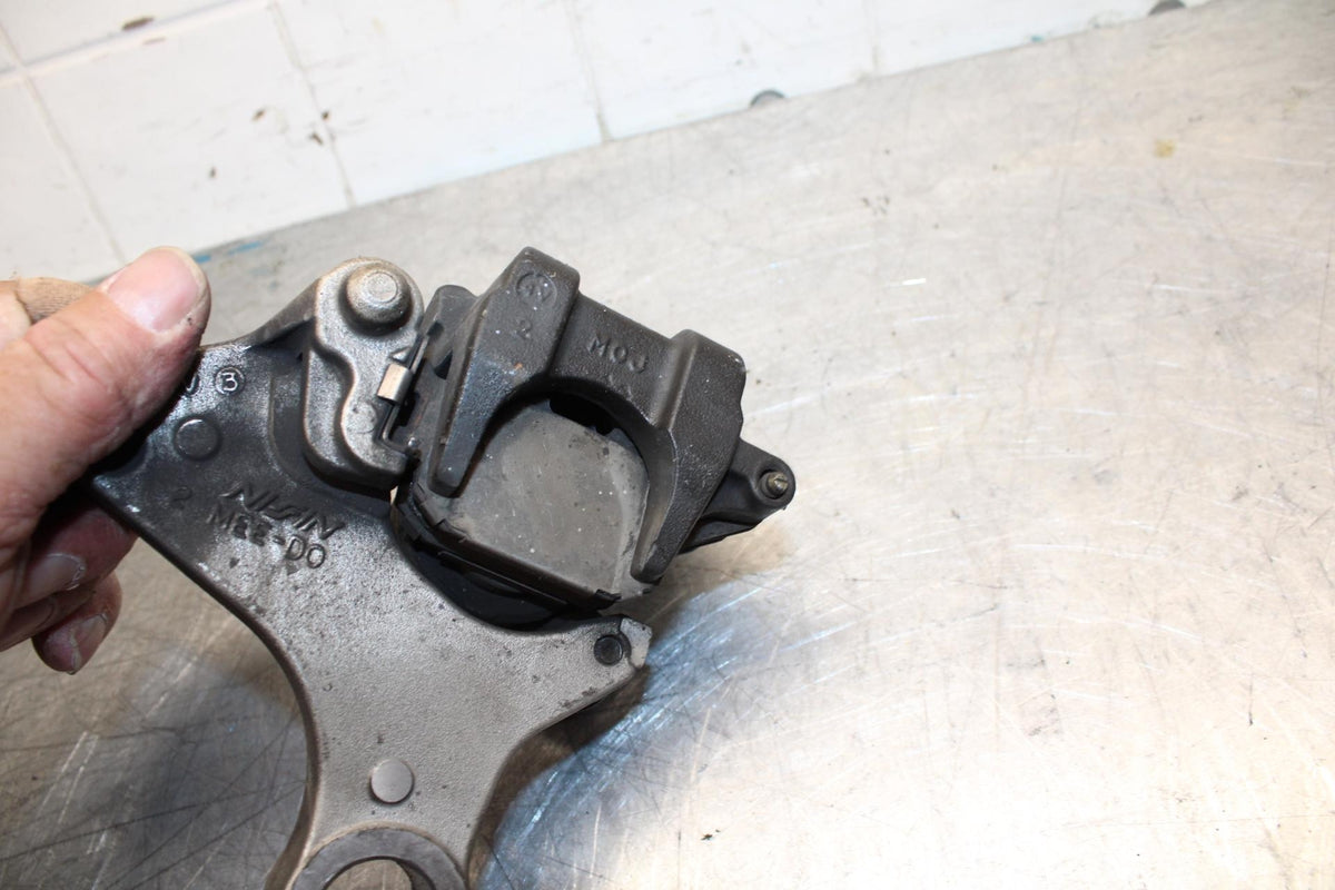 05-06 HONDA CBR600RR REAR BACK BRAKE CALIPER W MOUNT BRACKET BB444