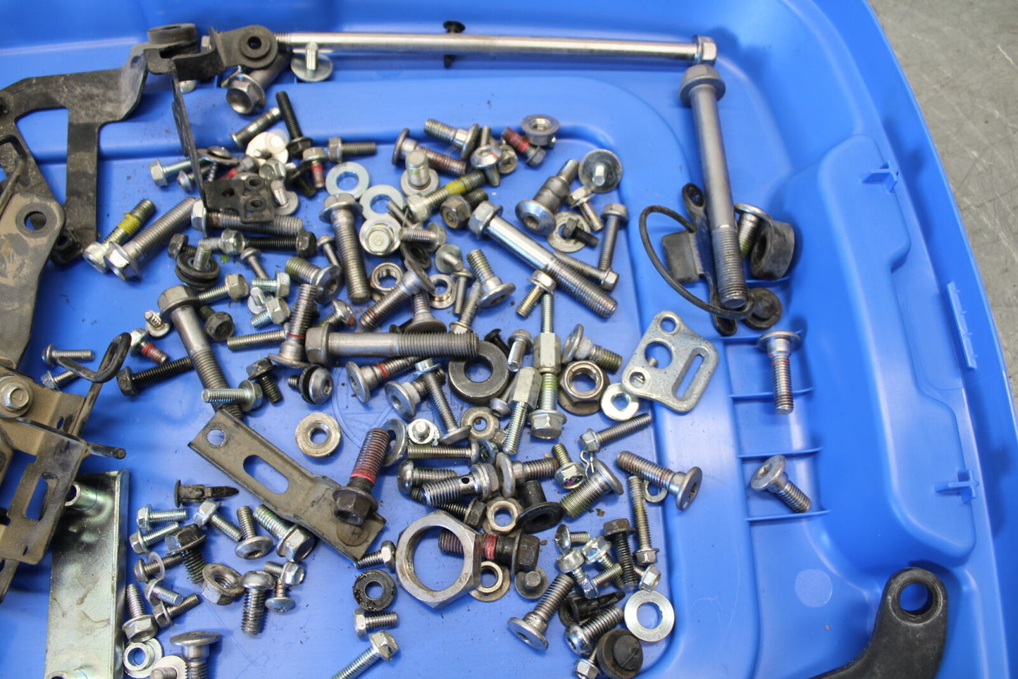 19-22 KAWASAKI Z400 ENGINE MOUNTING BOLTS HARDWARE MOTOR SCREWS BB708