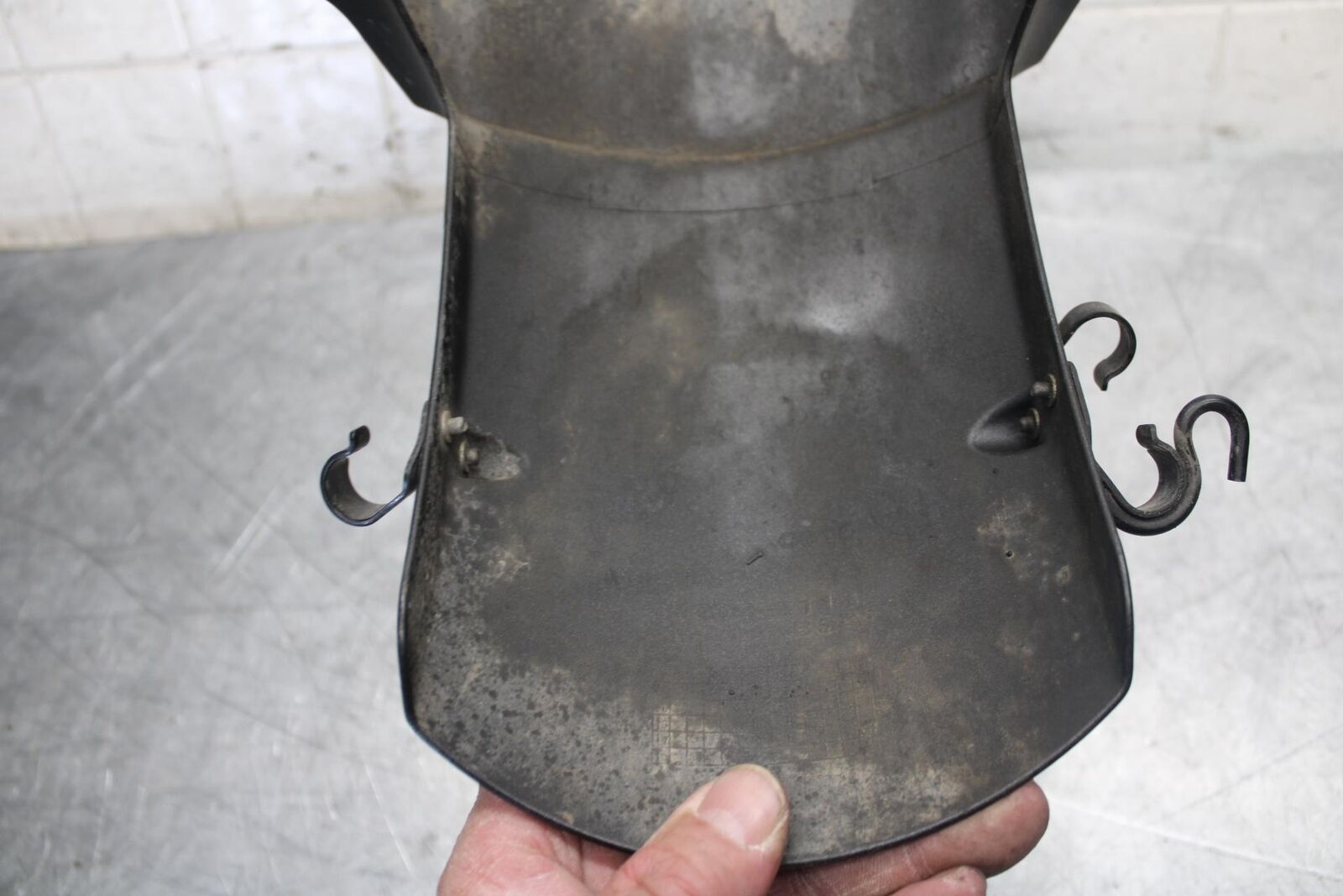 09-12 KAWASAKI NINJA ZX6R FRONT WHEEL FENDER COWL  35004-0118 BB517