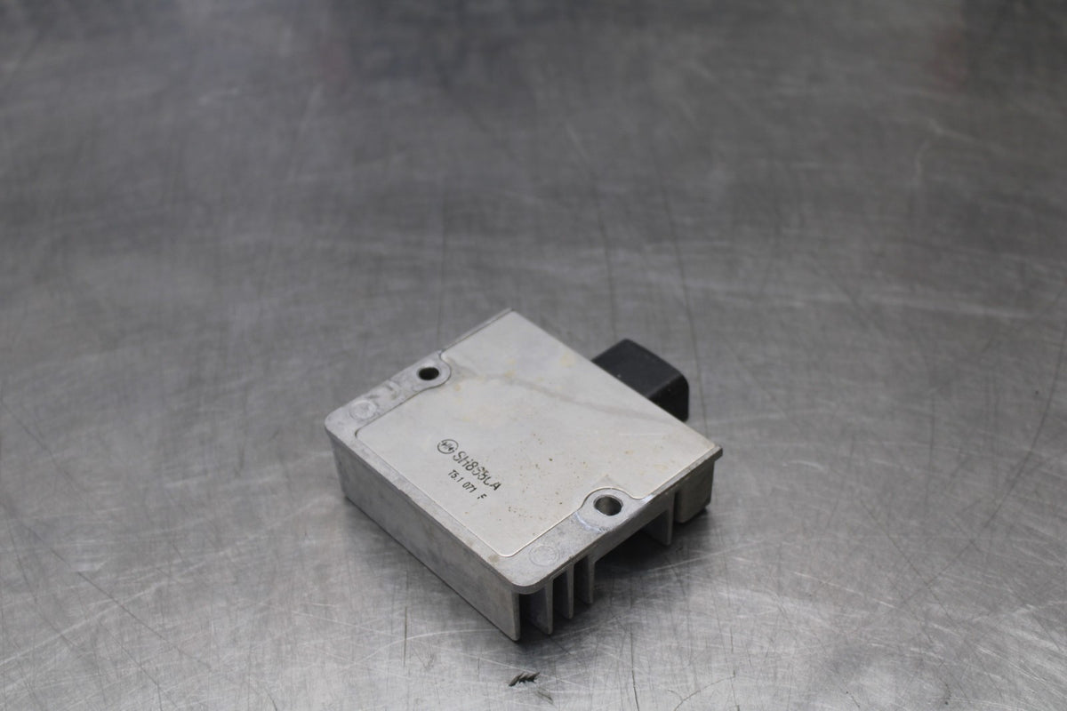 23-26 KAWASAKI NINJA ZX4RR RECTIFIER VOLTAGE REGULATOR BB898