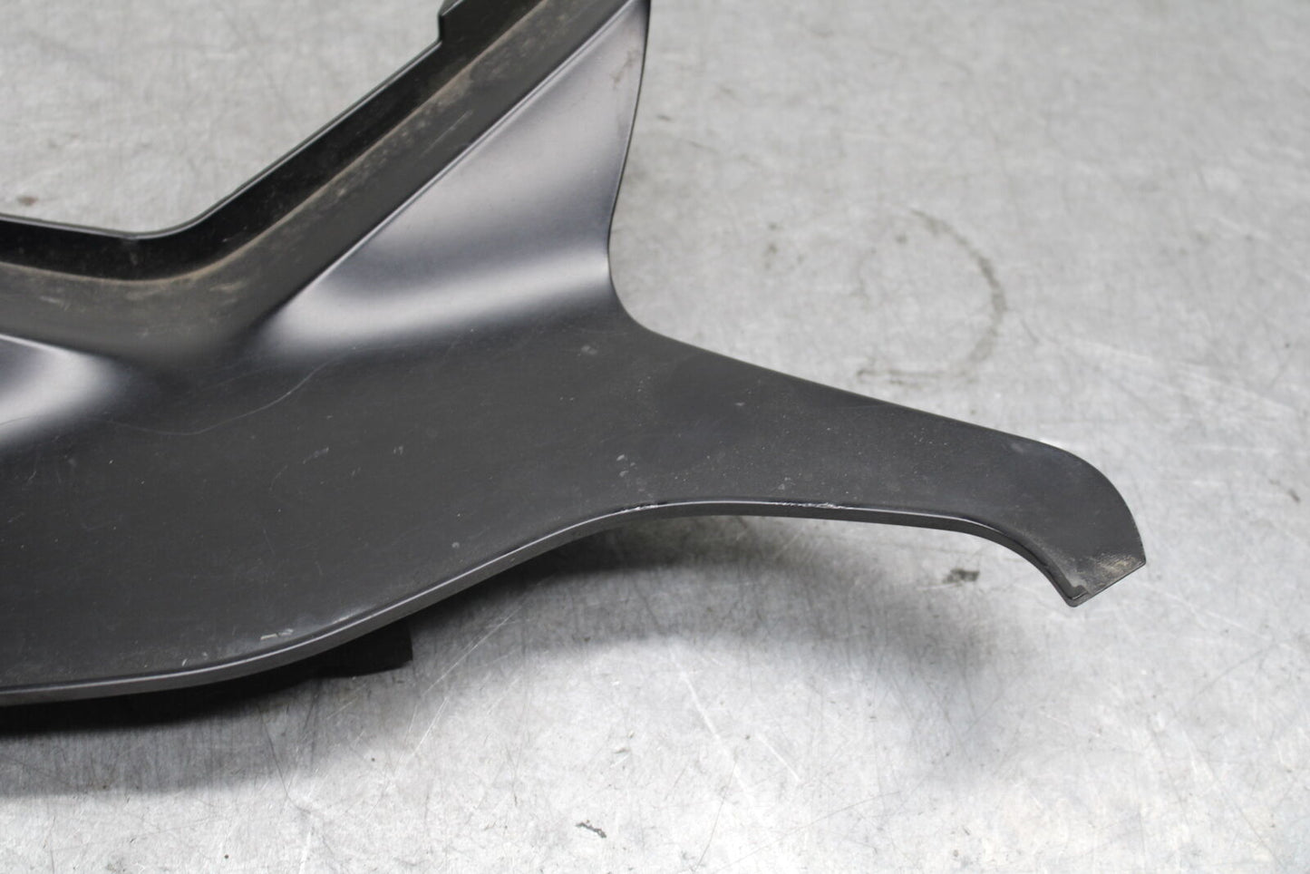 13-18 KAWASAKI NINJA ZX6R CENTER REAR BACK TAIL FAIRING COWL  BB682