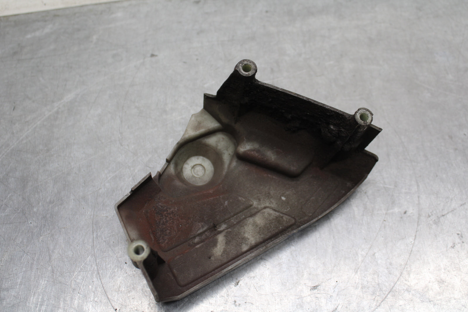 03 SUZUKI SV650S ENGINE SPROCKET COVER BB130