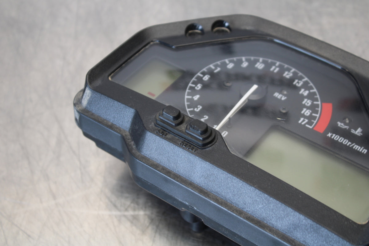 05-06 HONDA CBR600RR SPEEDO TACH GAUGES CLUSTER SPEEDOMETER TACHOMETER BB159