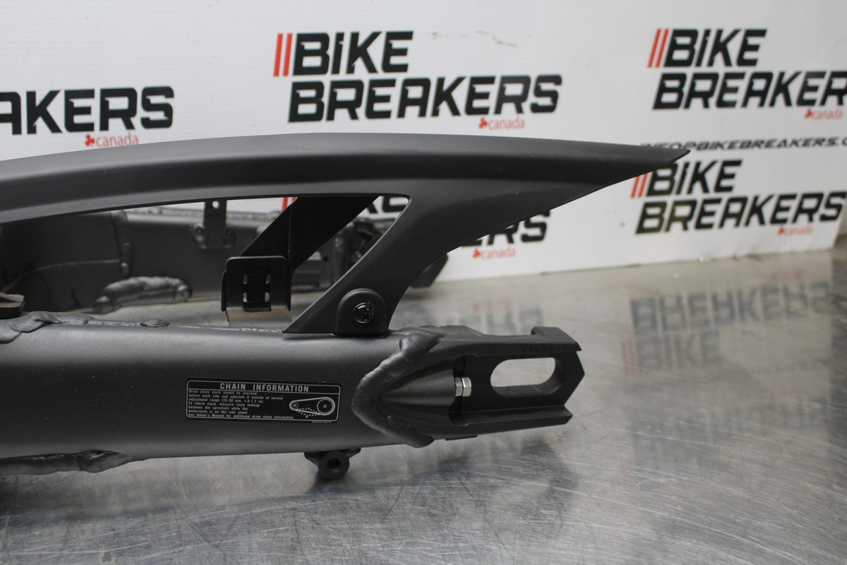 23-24 KAWASAKI NINJA ZX14R NEW!! REAR SWINGARM BACK SUSPENSION SWING ARM BB764