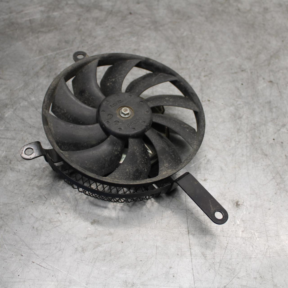 06-07 SUZUKI GSXR600 ENGINE RADIATOR COOLING FAN 17800-01H00 BB543#C