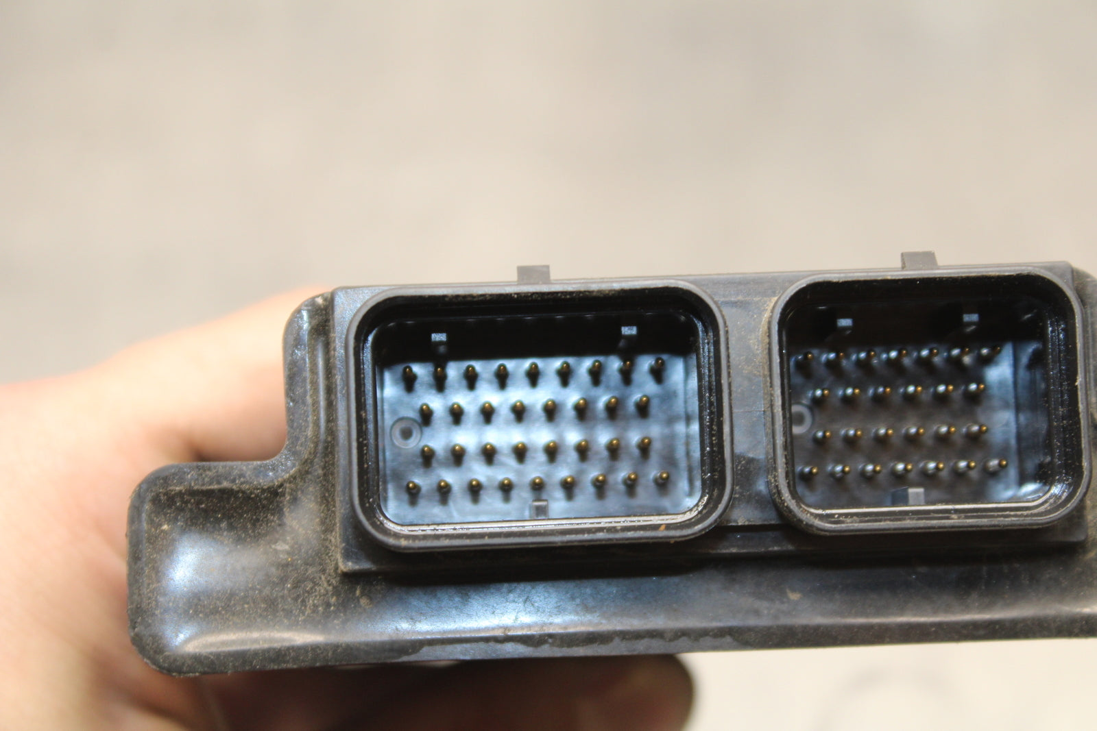 04-05 KAWASAKI NINJA ZX10R ECU COMPUTER CONTROLLER UNIT BLACK BOX ECM CDI  BB163