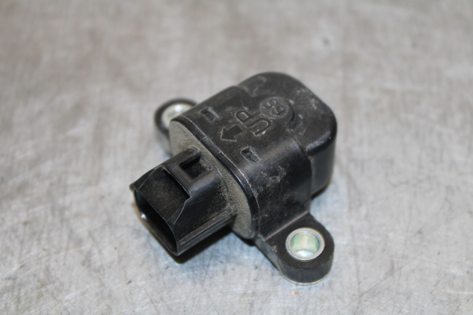 19-23 KAWASAKI NINJA ZX6R TIP OVER BANK ANGLE CRASH SENSOR SWITCH  BB701