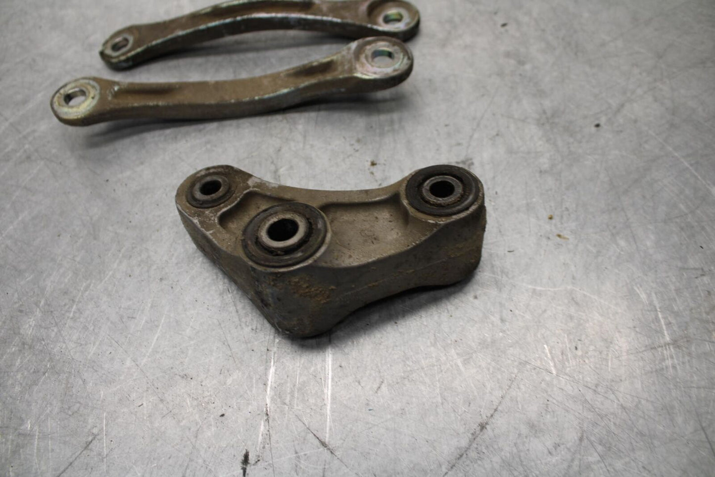 06-07 KAWASAKI NINJA ZX14R REAR DOGBONE SHOCK LINKAGE LINK BB433