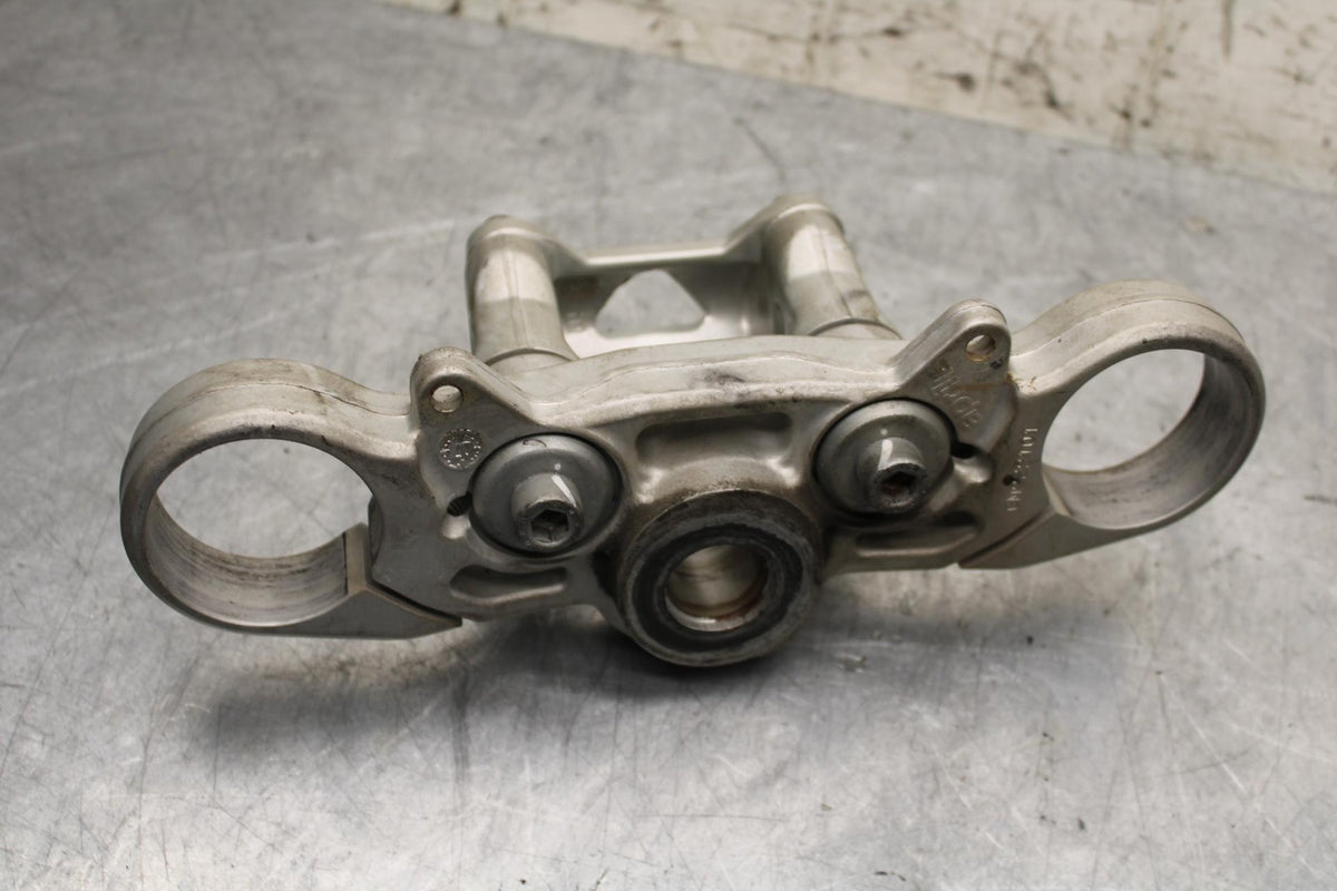 2008 Aprilia Shiver 750 SL750 FORKS UPPER TRIPLE TREE CLAMP BB551