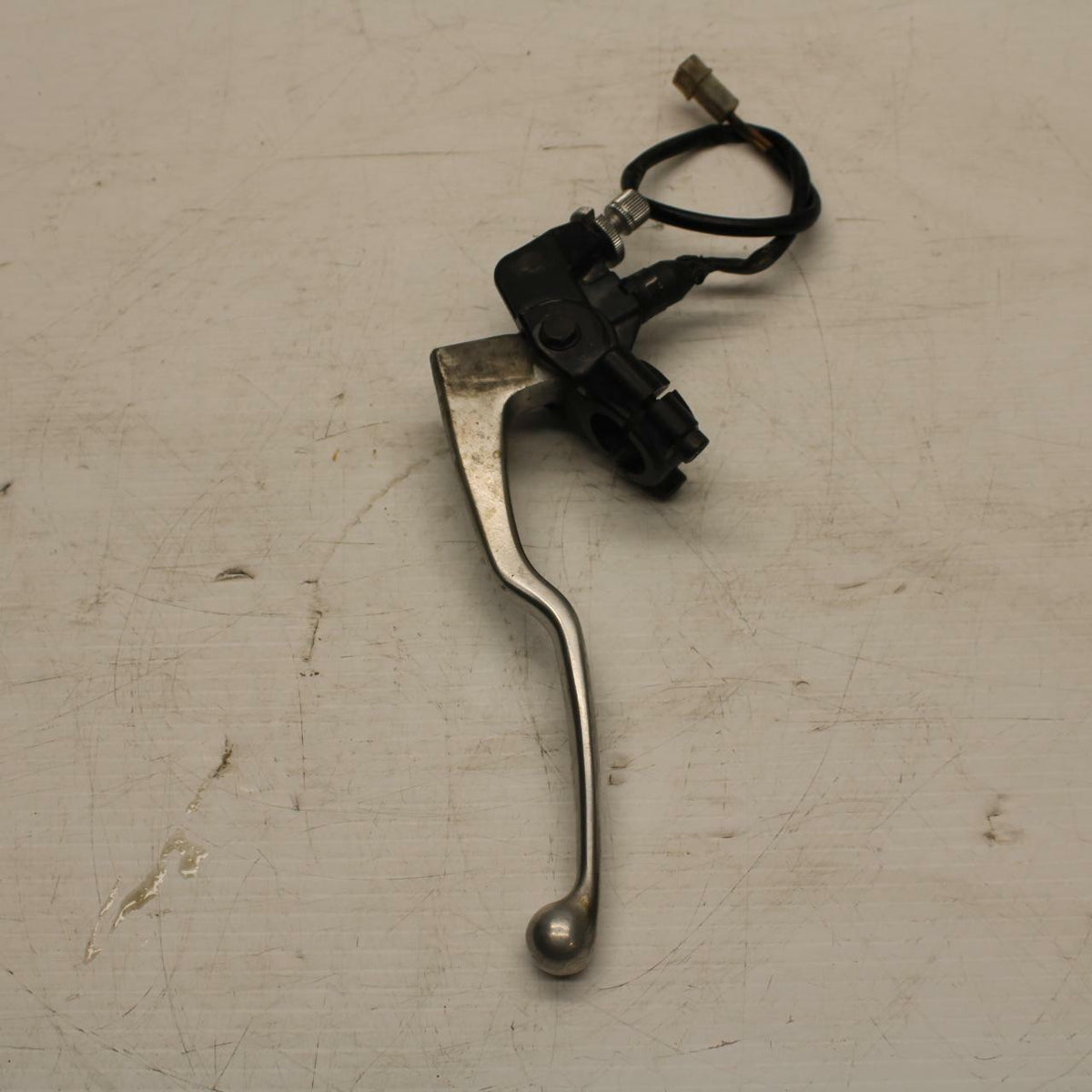 05 POLARIS PREDATOR 500 CLUTCH LEVER W  PERCH MOUNT BRACKET BB269