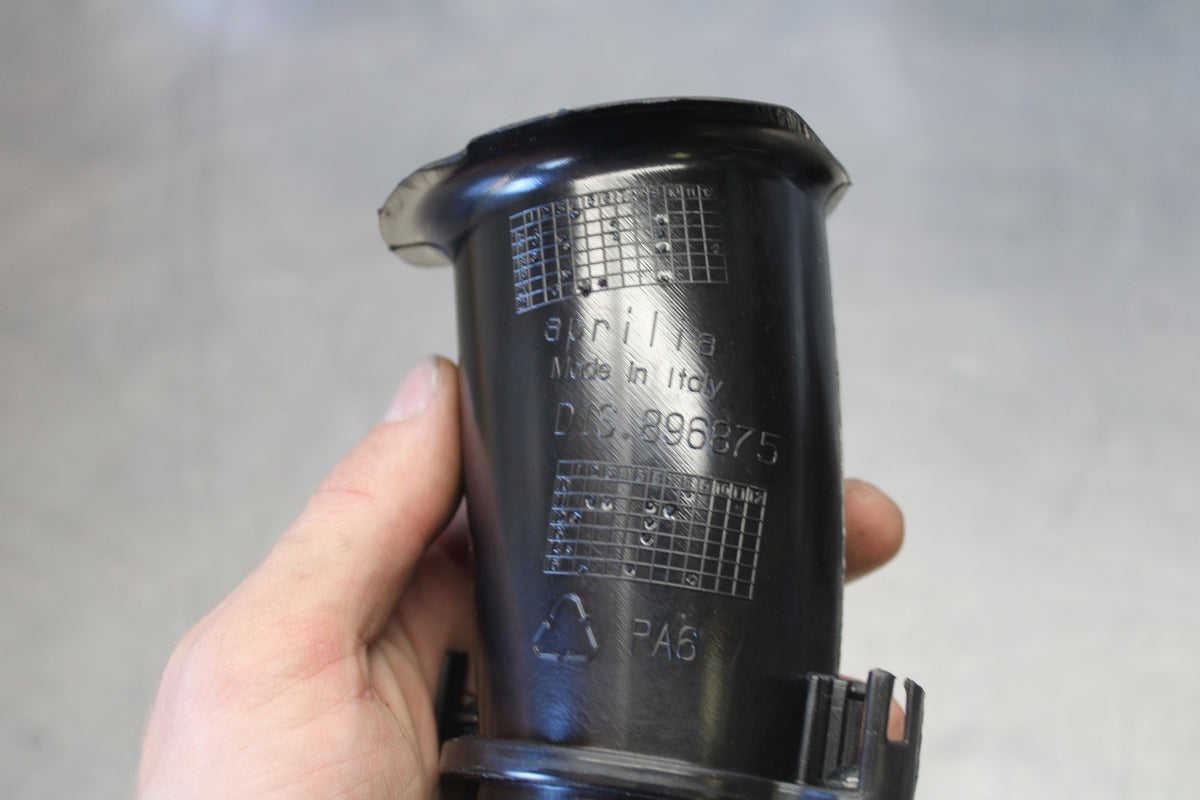 24 APRILIA TUONO V4 1100 FACTORY ABS AIRBOX INTAKE VELOCITY STACKS BB887