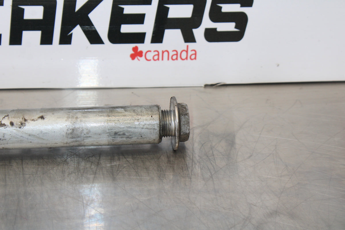 06-07 HONDA CBR1000RR FRONT WHEEL RIM AXLE PIVOT BOLT BB166