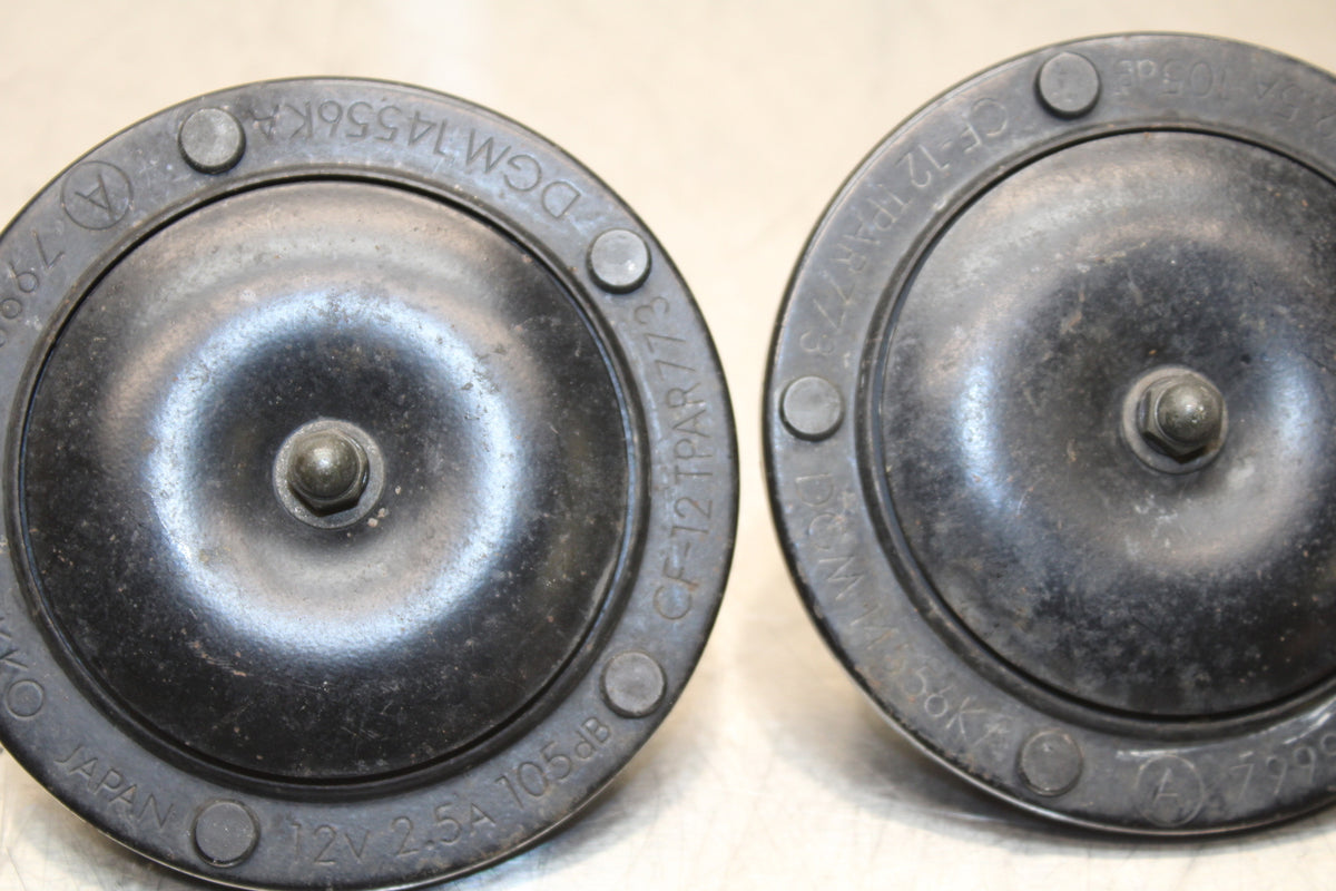 86 SUZUKI GS750ES HORN SIGNAL SET BB140