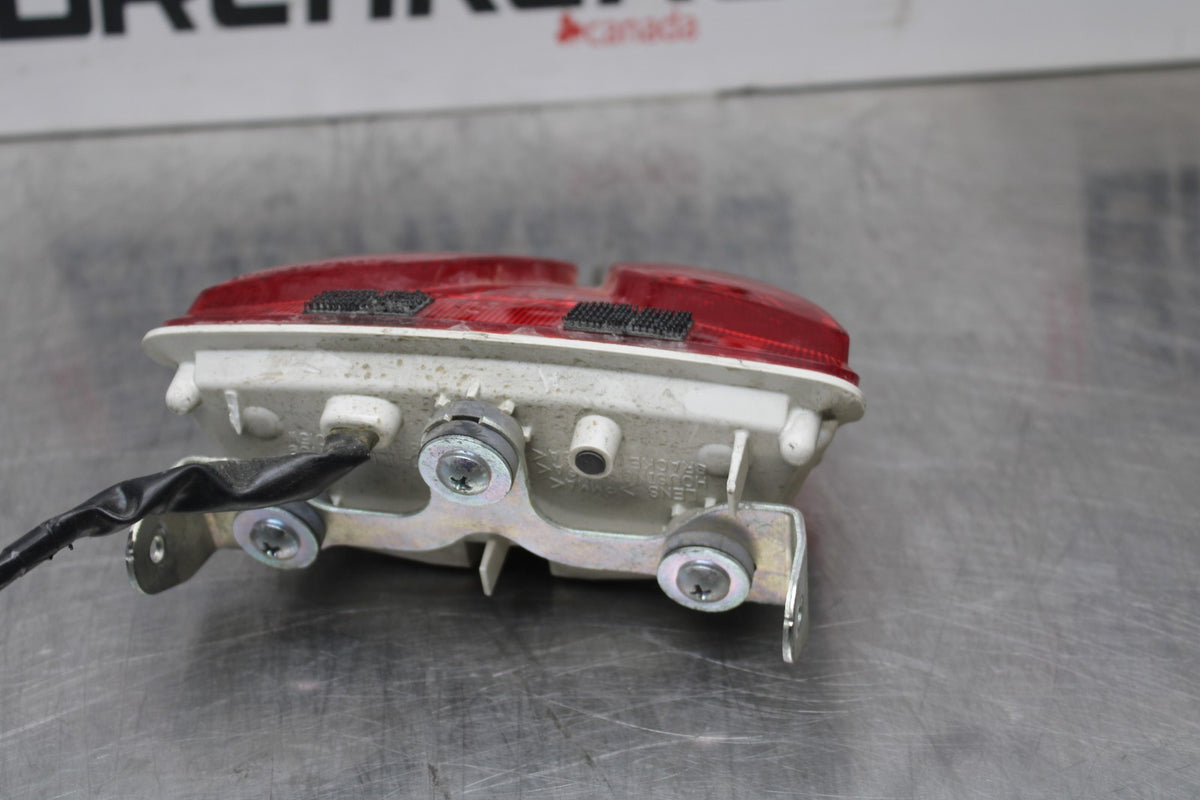 08-10 SUZUKI GSXR 600 REAR TAIL TAILLIGHT BACK BRAKE LIGHT BB765