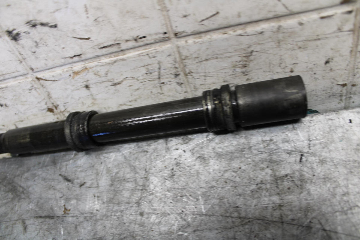 2002 Yamaha YZF R6 FRONT WHEEL RIM AXLE PIVOT BOLT 4XV-25181-00-00 BB545