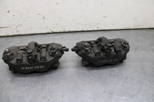 05-06 HONDA CBR600RR RIGHT LEFT FRONT BRAKE CALIPER SET PAIR CALIPERS BB727