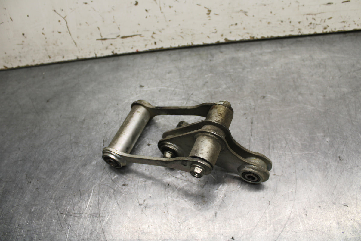 15-16 HONDA CB300F REAR DOGBONE SHOCK LINKAGE LINK BB740