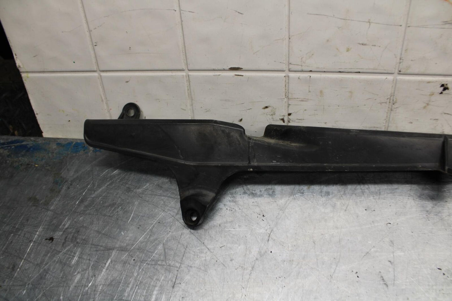 05-06 HONDA CBR600RR REAR BACK DRIVE CHAIN GUARD COVER SHIELD BB444