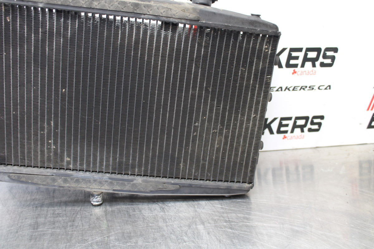 05 TRIUMPH ROCKET III ENGINE COOLER COOLING RADIATOR RADIATER BB186