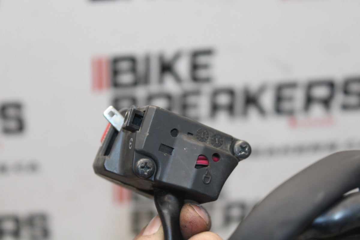 13 YAMAHA YZF R1 RIGHT CLIP ON HANDLE KILL OFF START SWITCH SWITCHES BB781