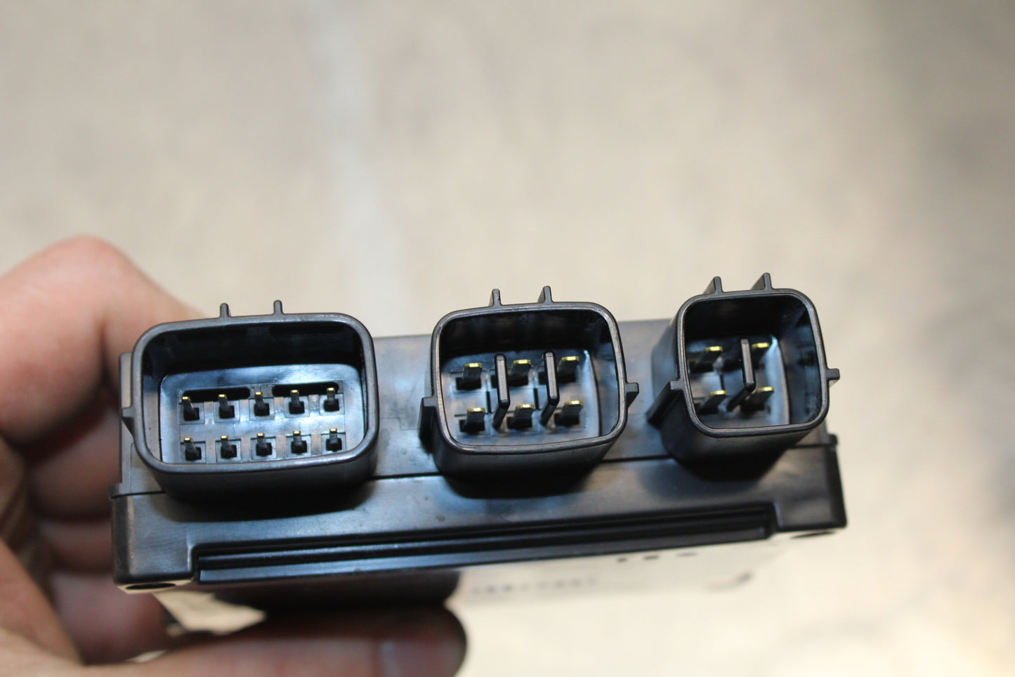 13-17 KAWASAKI NINJA ZX6R ZX636 ABS RELAY ASSEMBLY BB143