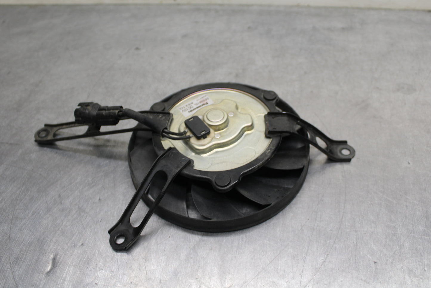 09 HONDA CBR600RR ENGINE RADIATOR COOLING FAN BB760