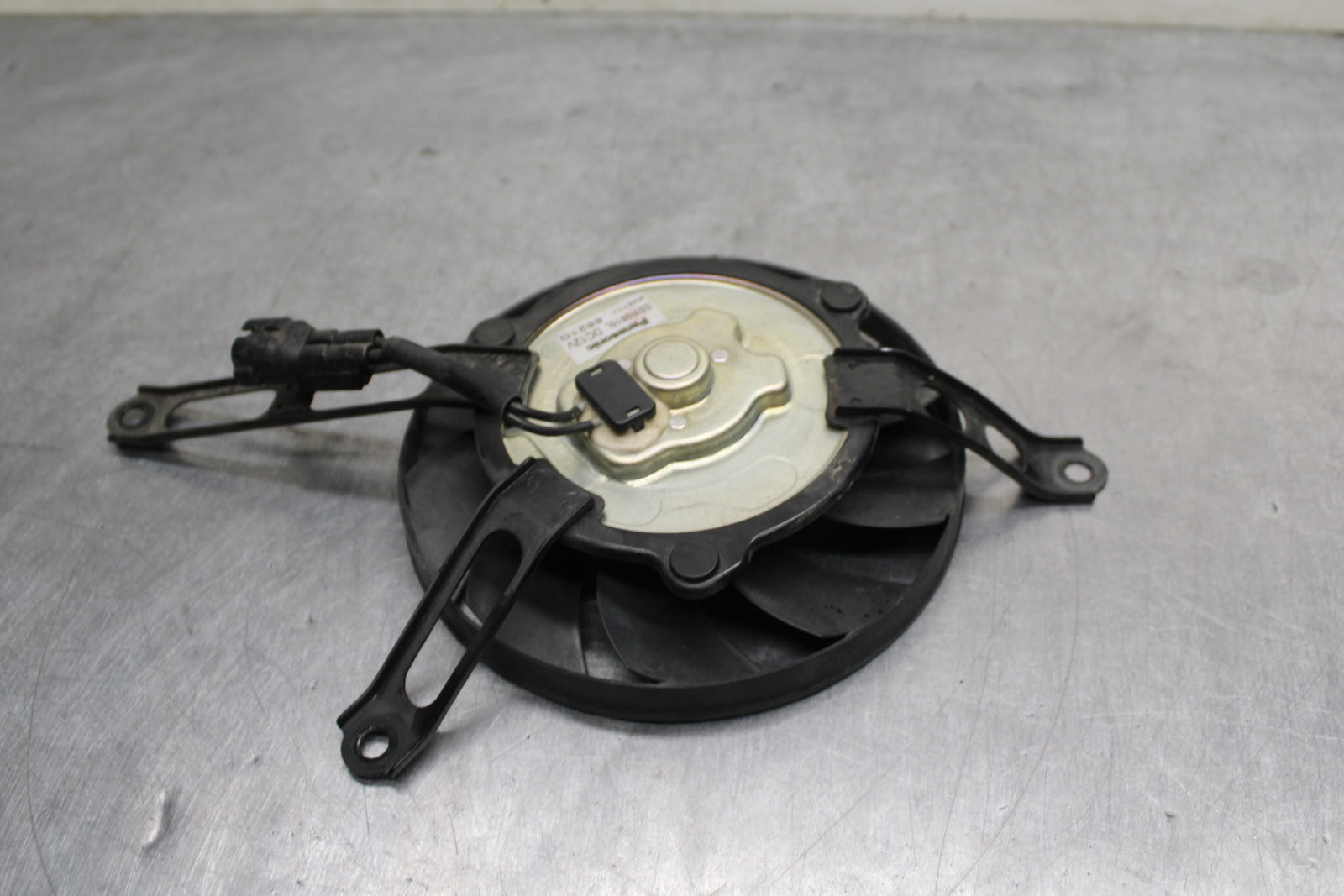 09 HONDA CBR600RR ENGINE RADIATOR COOLING FAN BB760