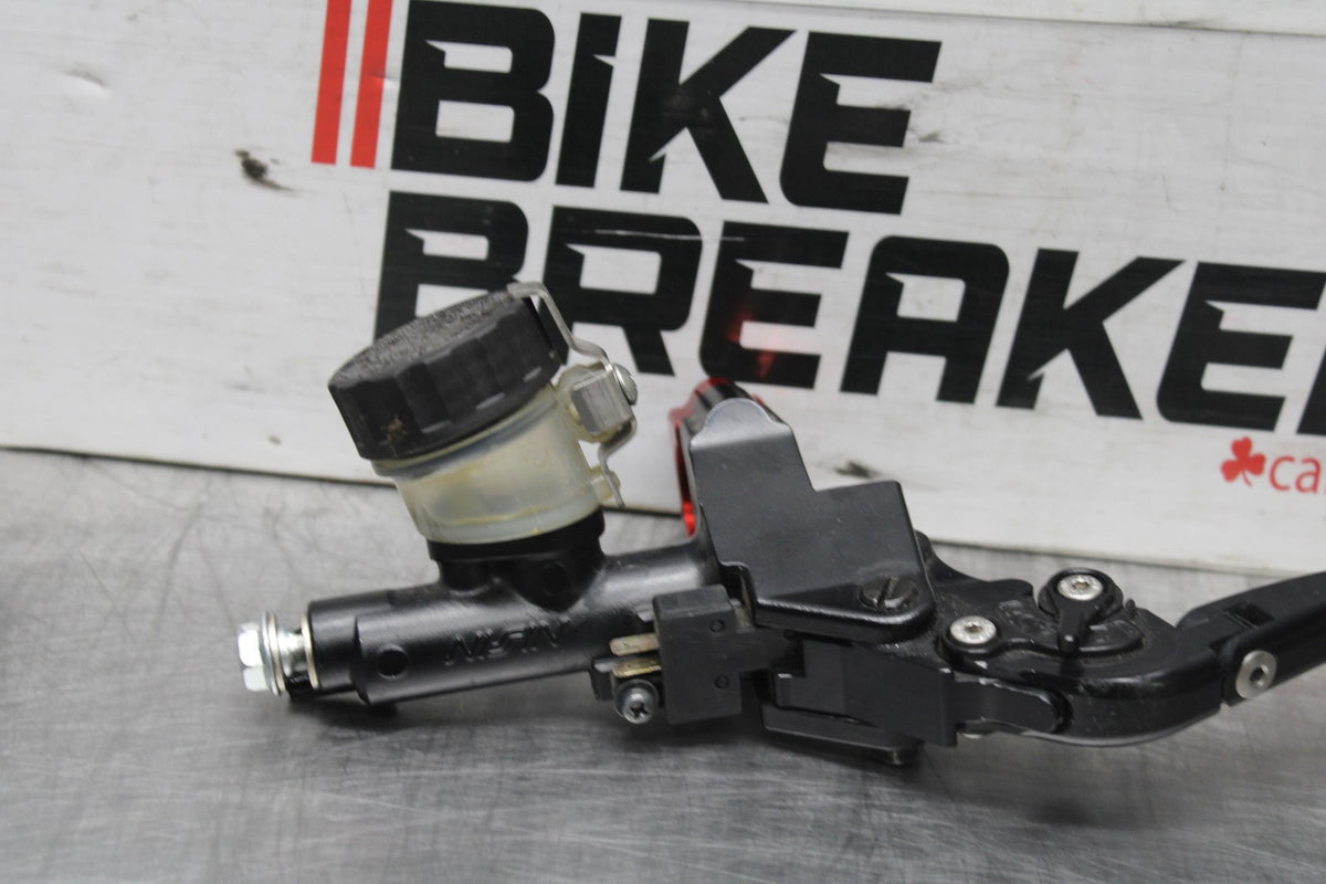 07-08 SUZUKI GSXR1000 HYDRAULIC CLUTCH MASTER CYLINDER w/ LEVER BB944