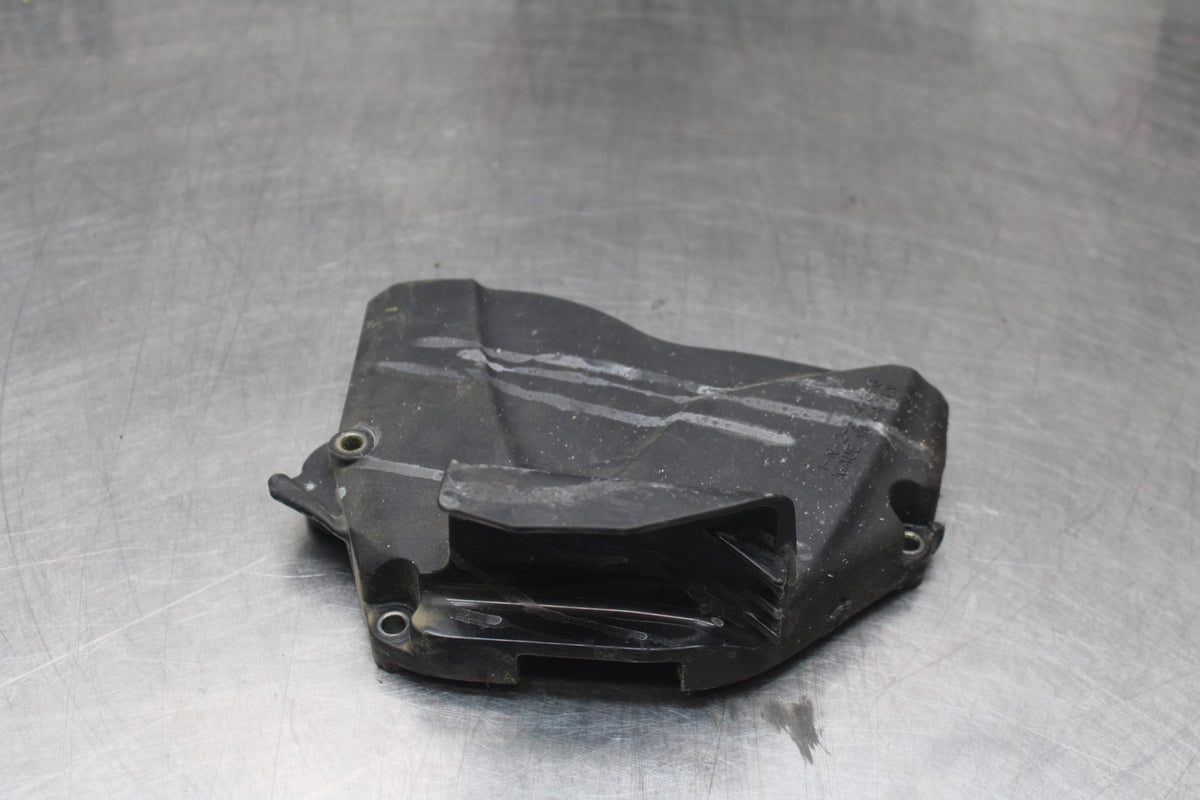 13 YAMAHA YZF R1 ENGINE SPROCKET COVER BB781
