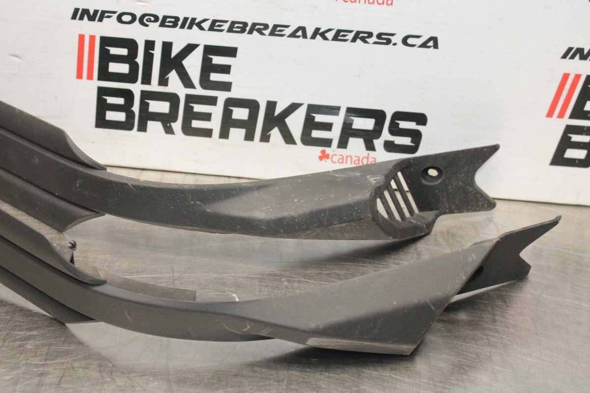 12-16 KAWASAKI NINJA 650 EX650F ABS RIGHT LEFT FRAME UPPER SIDE COVERS  BB860