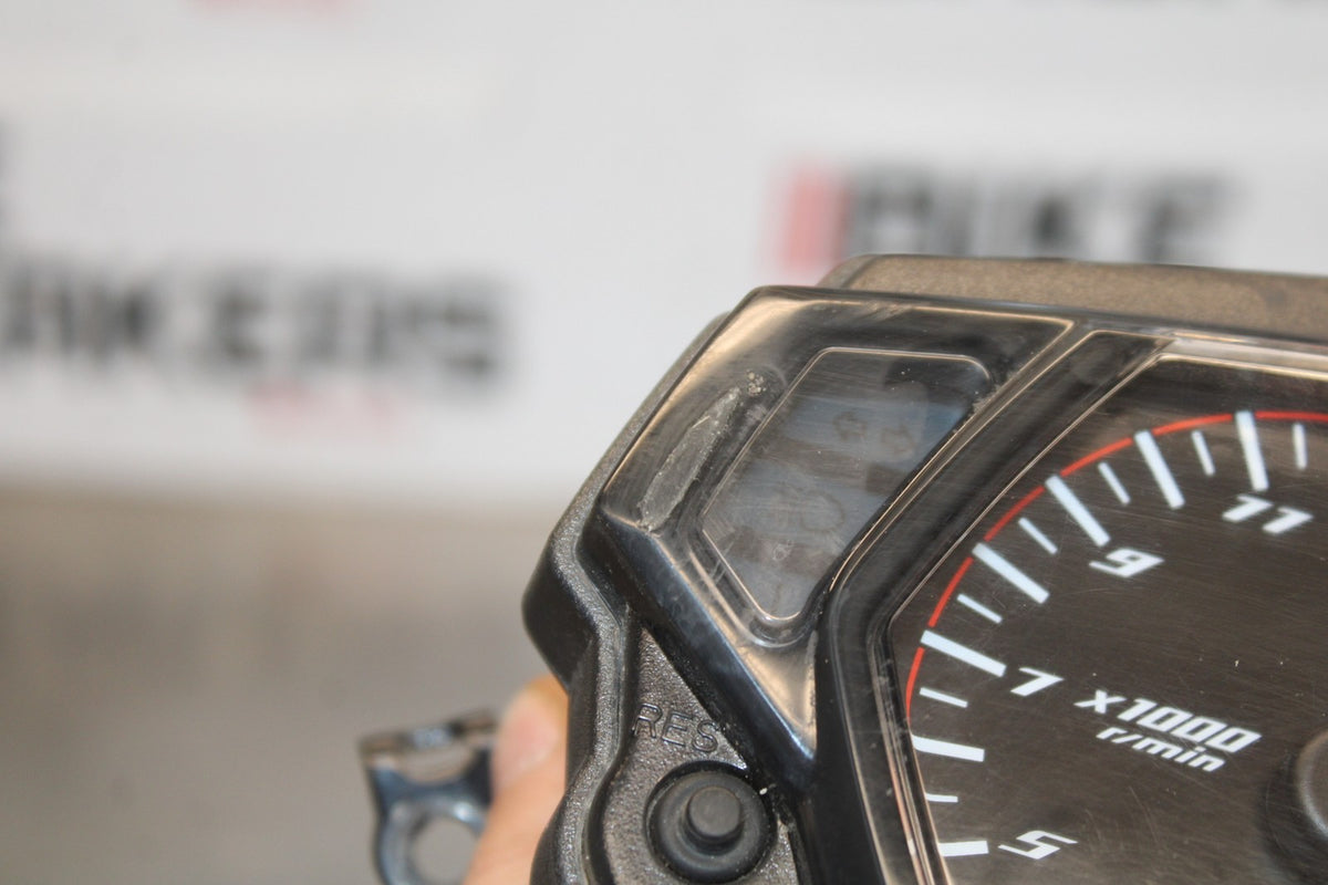 15-17 YAMAHA YZF R3 SPEEDO GAUGES DISPLAY CLUSTER SPEEDOMETER TACHOMETER BB788