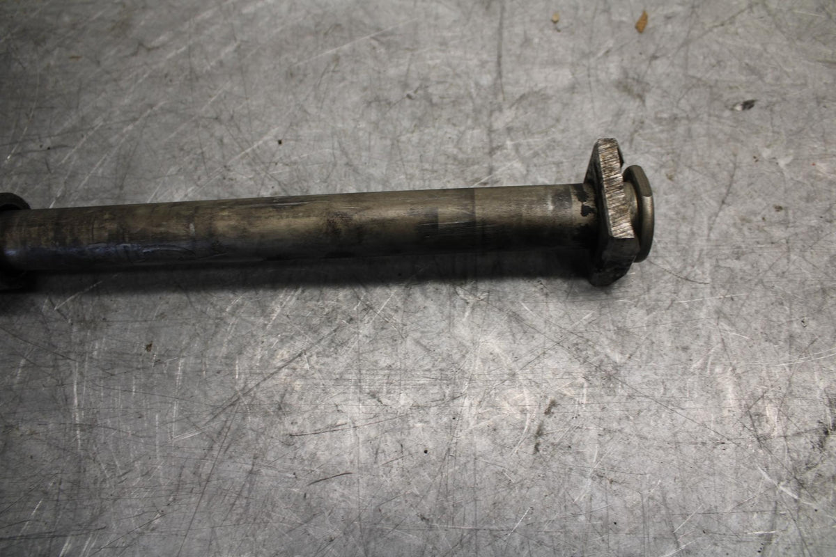 2012 Kawasaki Ninja ZX6R ZX600R REAR AXLE BACK WHEEL RIM PIVOT BOLT AXEL BB529