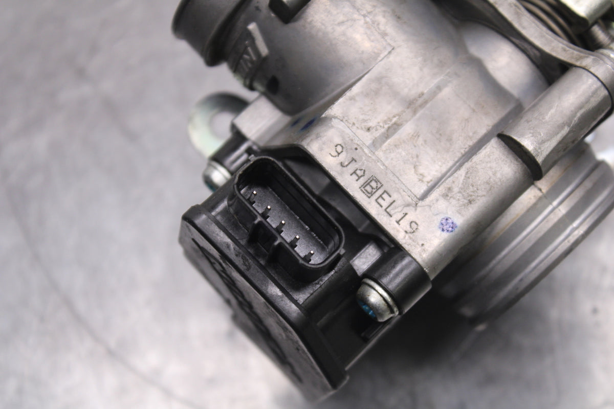 15-19 HONDA CBR300R MAIN FUEL INJECTORS / THROTTLE BODIES  BB112