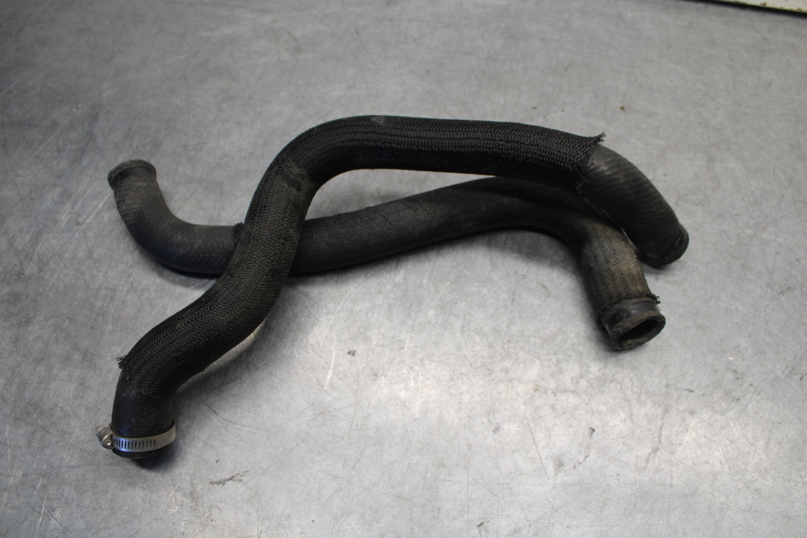 05-06 SUZUKI GSXR1000 RADIATOR HOSES ENGINE COOLANT WATER PIPES HOSE SET BB663