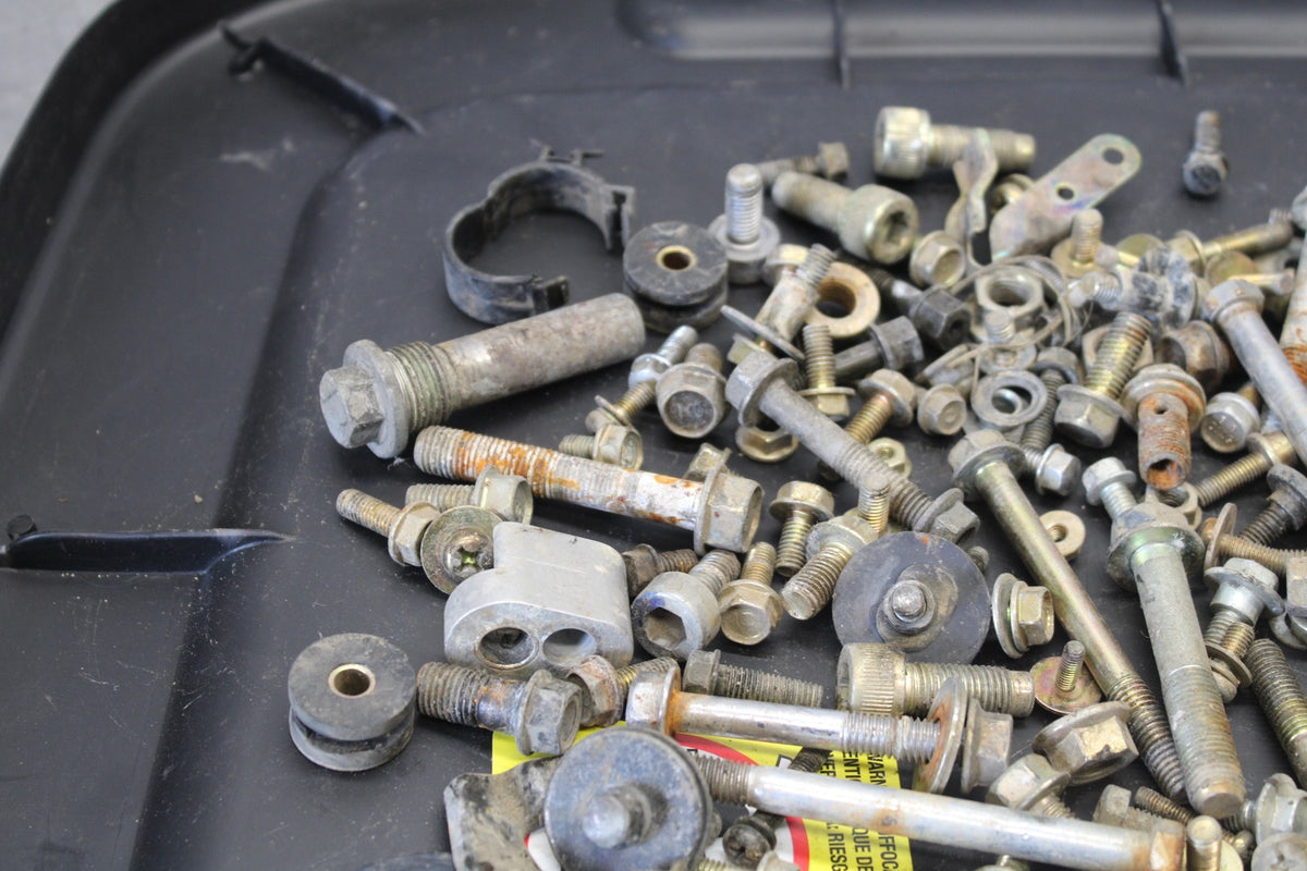 88-00 HONDA GOLDWING 1500 MOUNTING BOLTS HARDWARE SCREWS BB883