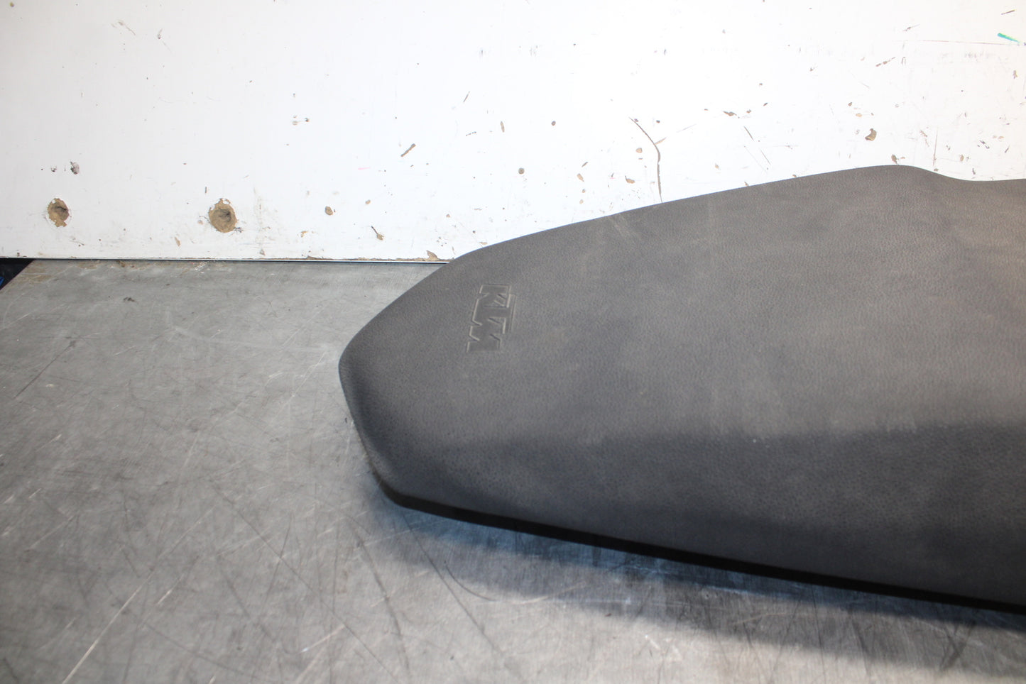 21-24 KTM 890 ADVENTURE R FRONT DRIVERS SEAT PAD SADDLE PILLION BB723