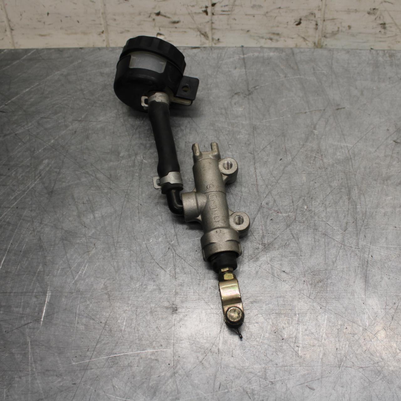 03-06 KAWASAKI Z1000 REAR BACK BRAKE MASTER CYLINDER W RESERVOIR BB487