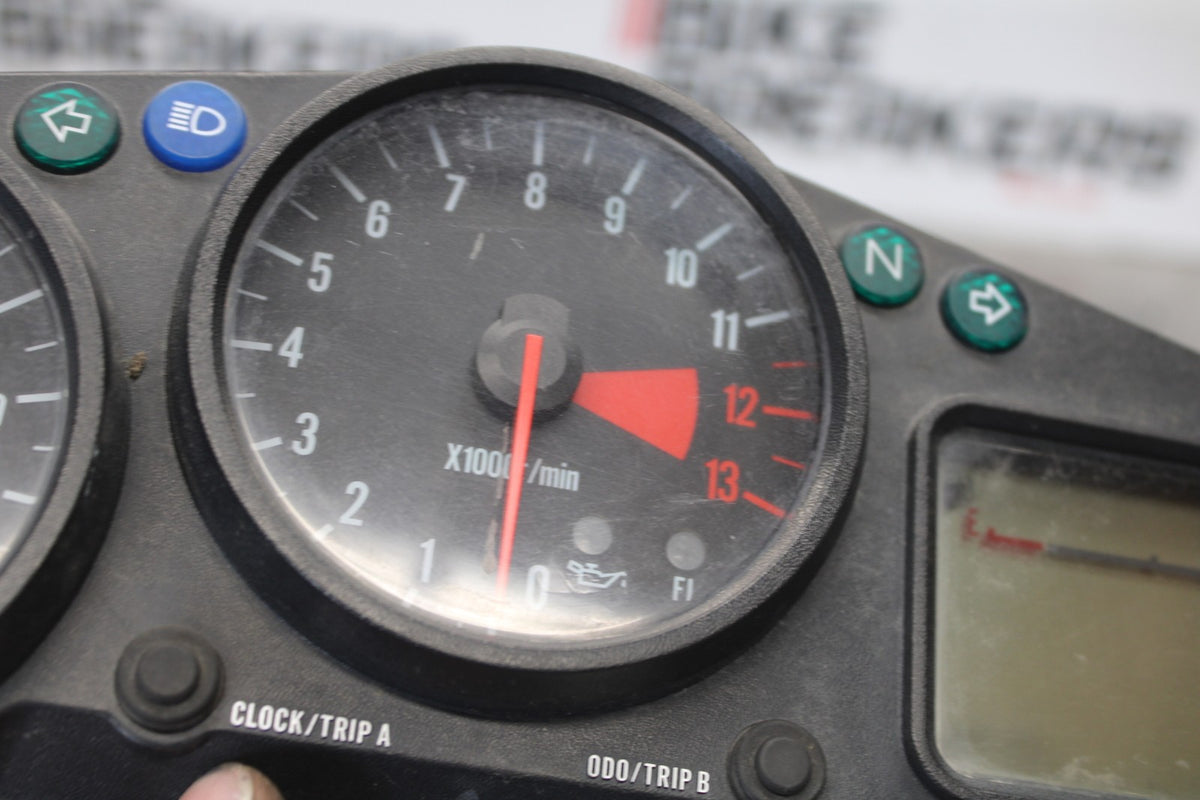 00-05 KAWASAKI NINJA ZX12R SPEEDO TACH GAUGES DISPLAY CLUSTER SPEEDOMETER BB892