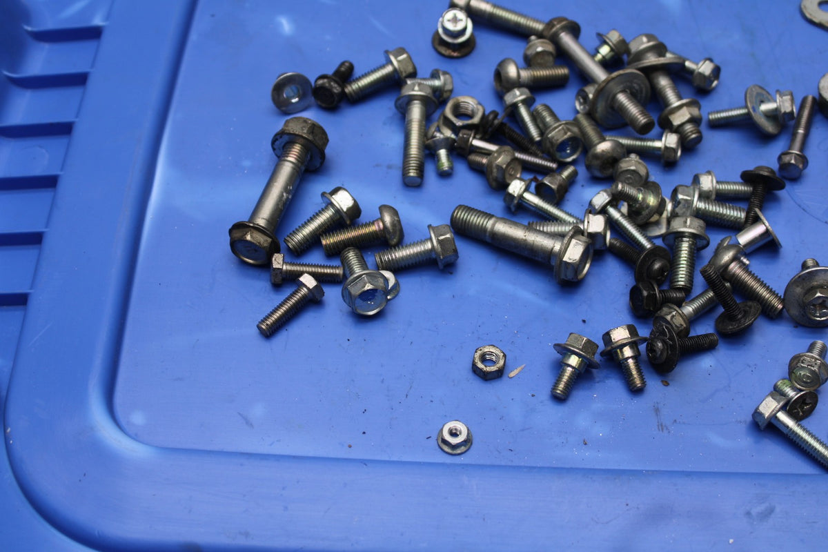 08 HONDA CBR125R BOLTS HARDWARE MOTOR SCREWS BB839