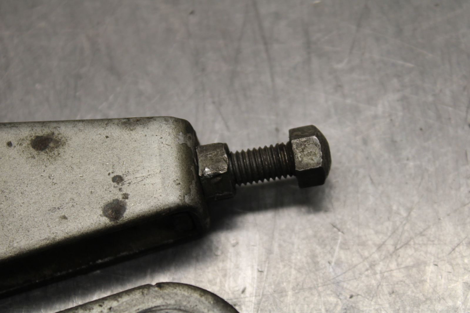78 SUZUKI GS550E SWINGARM CHAIN TENSIONER ADJUSTMENT BRACKETS  BB133