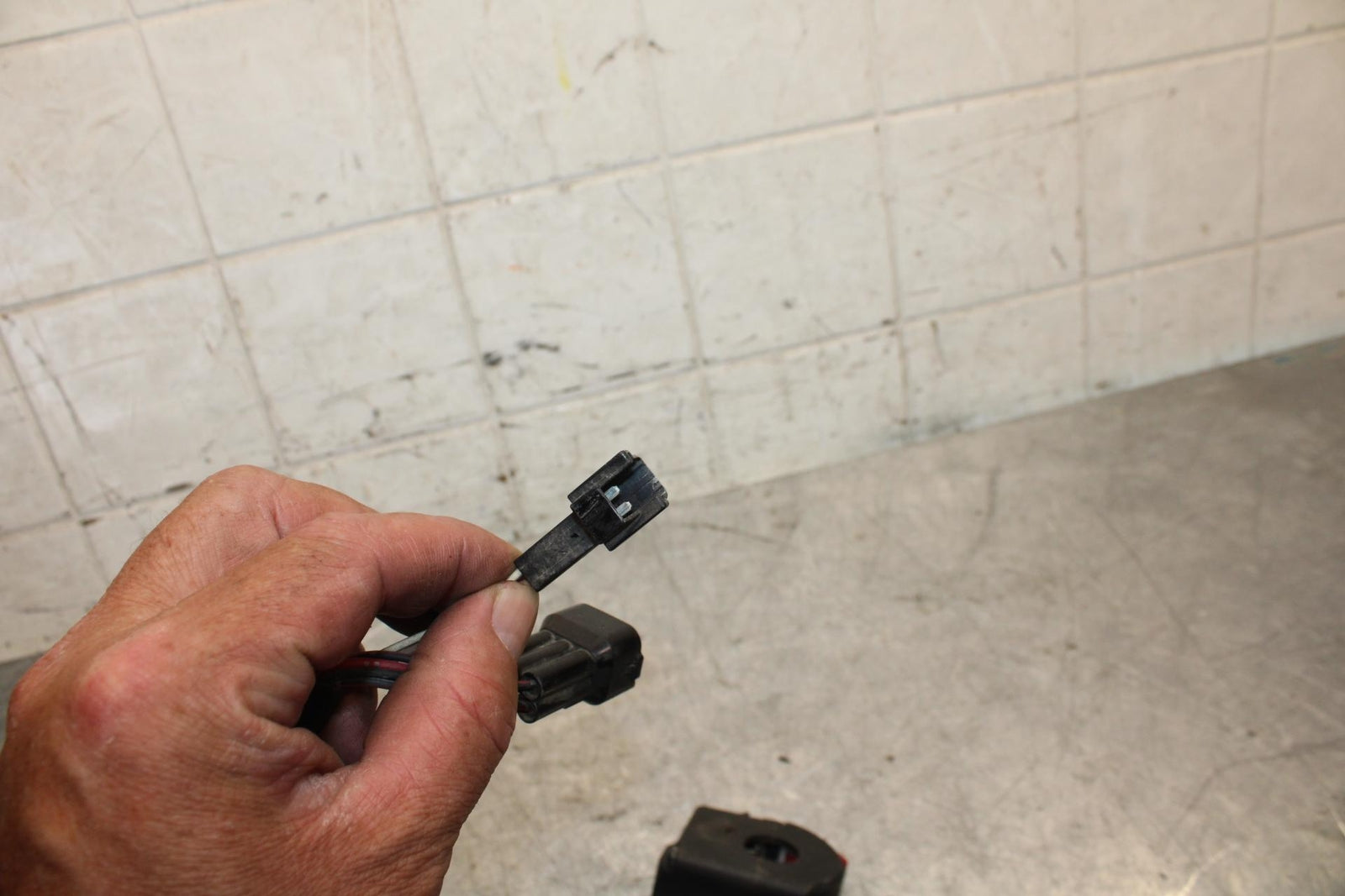 2008 Kawasaki Ninja ZX10R ZX1000E RIGHT CLIP ON HANDLE KILL OFF START SWITCH BB5