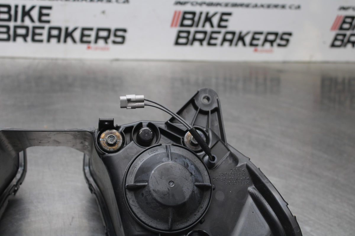 18 KAWASAKI NINJA ZX10R FRONT HEADLIGHT HEAD LIGHT LAMP BB840